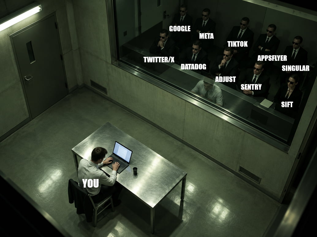 asistentes IA comparten datos